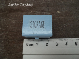Puppenhaus-Miniatur-Aufbewahrungsbox mit Deckel im Maßstab 1:12