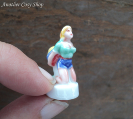 Statue pin-up girl beach ball