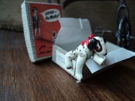 Dollhouse miniature metal toy dog with box