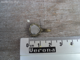 Dollhouse miniature hand mirror in 1"scale