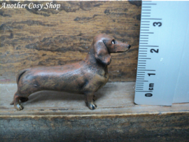 Dollhouse miniature dachshund in 1"scale