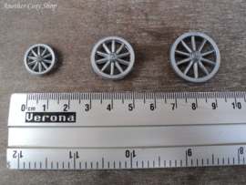 Dollhouse miniature wheels