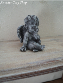 Statue angel with one hand under chin in 1" scale