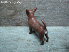 Poppenhuis miniatuur kortharige chihuahua schaal 1:12
