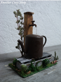 Puppenhaus Miniatur Gartendeko Wasserhahn mit Eimer Maßstab 1:12