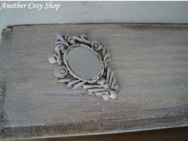 Dollhouse miniature mirror in 1" scale