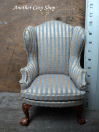Poppenhuis miniatuur fauteuil schaal 1:12