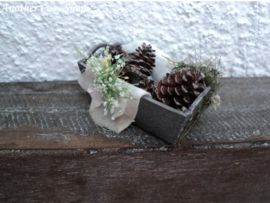 Dollhouse miniature box with pine cones in one inch scale