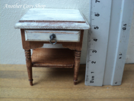 Dollhouse miniature side table 1" scale