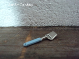 Dollhouse miniature cheese slicer in 1" scale