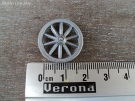 Dollhouse miniature wheels