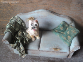 Dollhouse miniature worn out couch with dog in 1"scale