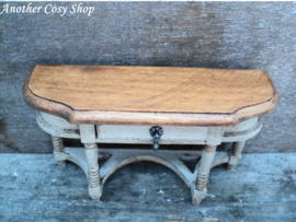 Dollhouse miniature console table in 1" scale