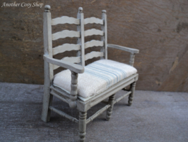 Dollhouse miniature twoseater bench in 1" scale