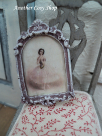Poppenhuis miniatuur schilderij ballerina schaal 1:12