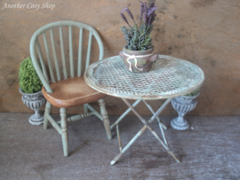 Garden table in French style