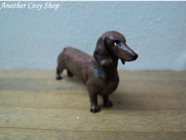 Dollhouse miniature dachshund in 1"scale