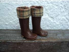 Dollhouse  miniature boots with cuffs in one inch scale