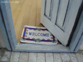 Dollhouse miniature doormat 'welcome' 1" scale