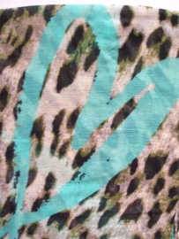 SALE. Sjaal, tijger en Harten turquoise.