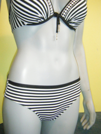 Watercult Zwart/Wit beugel bikini 36C