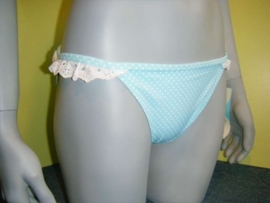 Bodique bikinislip Broderie L 42 of XL 46