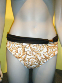 Baku Versaille bikini 40C