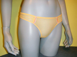 Lou Mangue string 40