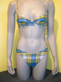 Triumph bikini BeeDees 38B