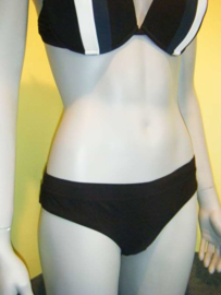Parah bikini 1972 42C