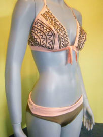 Parah bikini 1956 42C