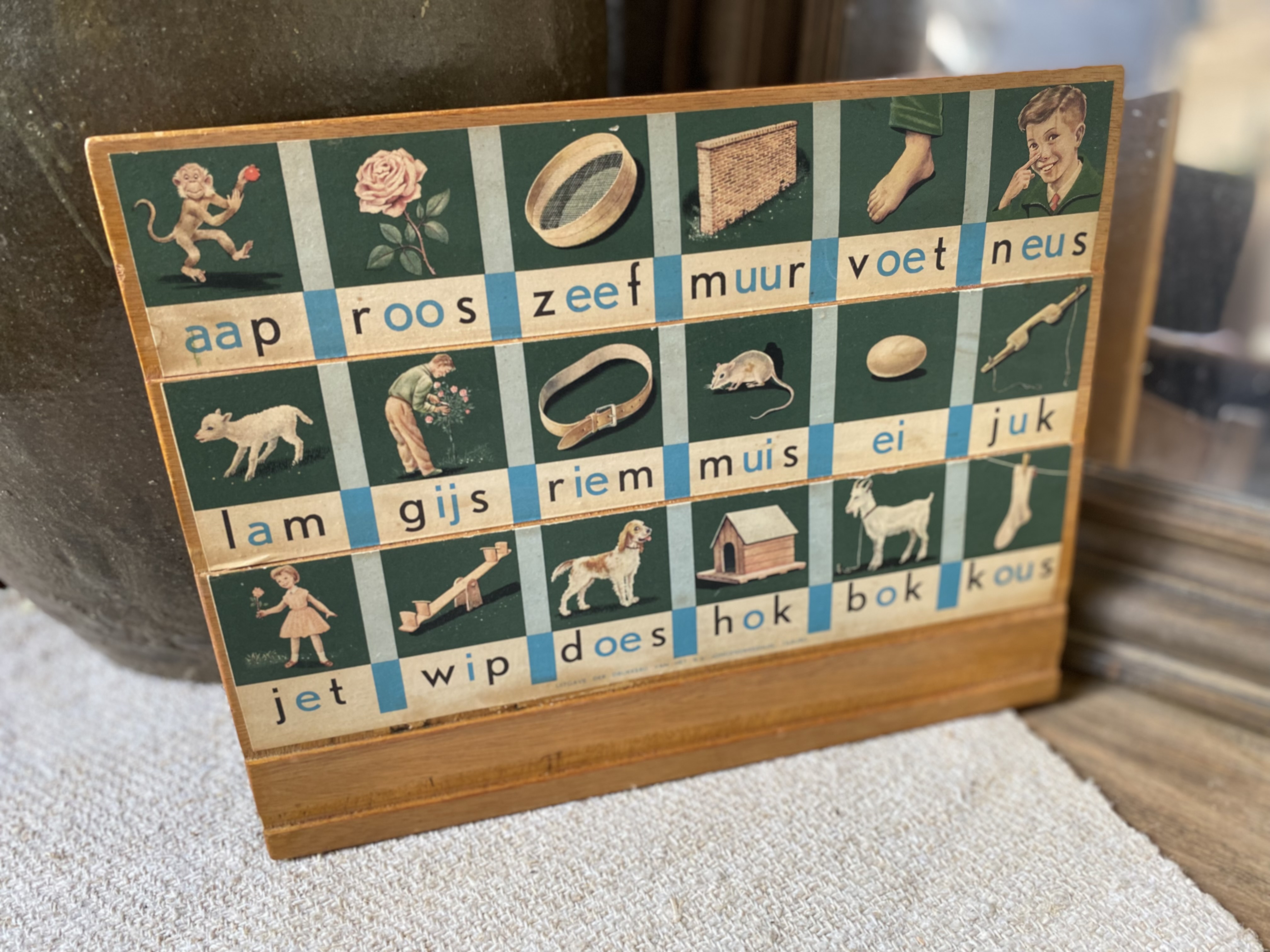 Leesplankje Aap Roos Zeef Muur