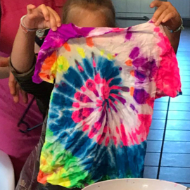 Kinderfeestje * Tie Dye Shirt! *