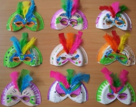 Carnavals masker knutselen - 11 februari 2015
