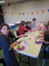 Kinderfeestje * Feestelijk zelfportret schilderen! *