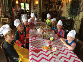 Kinderfeestje * Maak zelf je Pannenkoeken High Tea! *