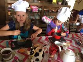 Kinderfeestje * Maak zelf je Pannenkoeken High Tea! *