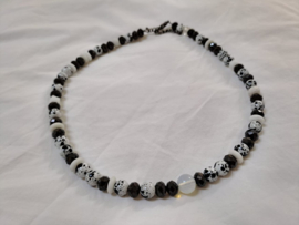 Zwart | wit korte ketting
