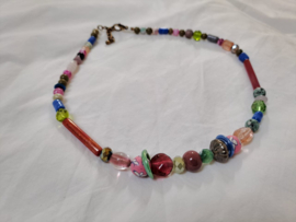 Kleurmix korte ketting