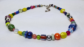 Kleurmix korte ketting