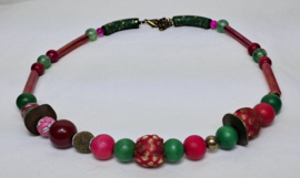 Roze | groen korte ketting