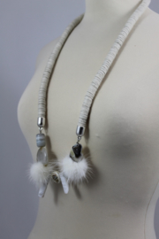 Wolwit lange ketting