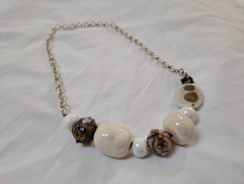 Beige korte ketting 