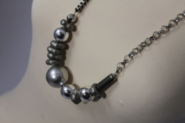 Zilverkleurig lange ketting