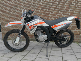Supermotard 125cc. Razzo STR