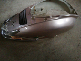 Iva Roma - Complete Achterkant met bumper   Champagne - Benzhou - (Vak Z) (35001)