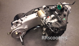 Motorblok 125 cc voor 10 inch velg met lange achteras