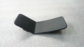 VOM F8 - Lid Leg Shield (81142-F8-9000)