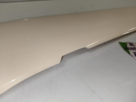BTC GT2 - Side-Skirt LINKS - (Creme/wit)
