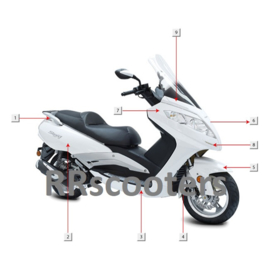 Razzo Steed (125cc) - Neus (voorkap) - Kleur: wit - nr. 7 (F03-01C)